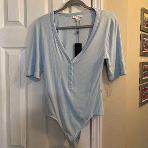 NWT Gianni Bini Baby Blue Henley Bodysuit - Size Large